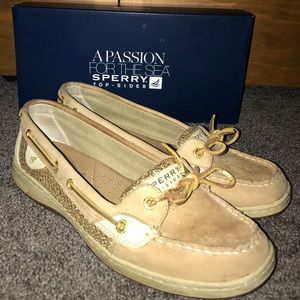 Sperry Topsider Angelfish